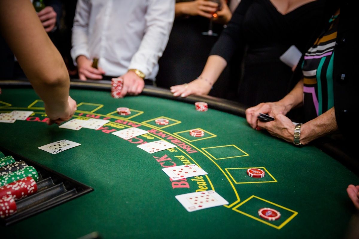 Games › pokerПокер онлайн играть с людьми бесплатно без регистрации